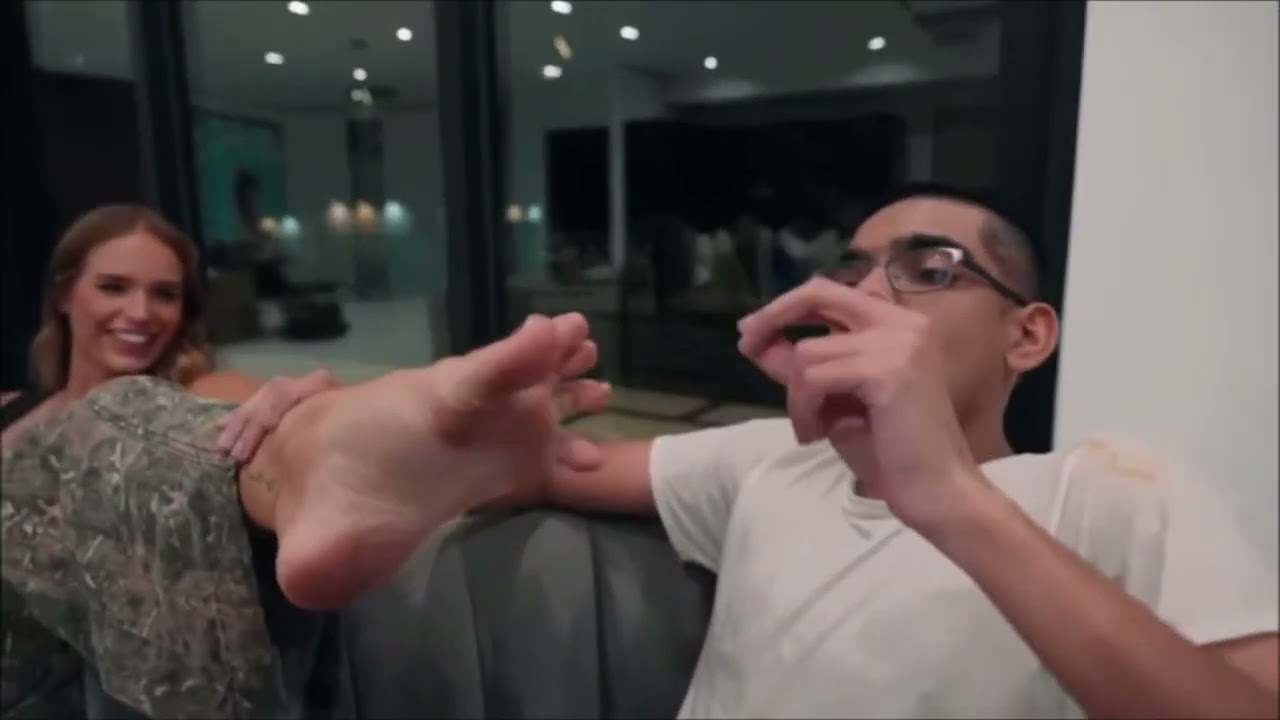 Sky Bri feet