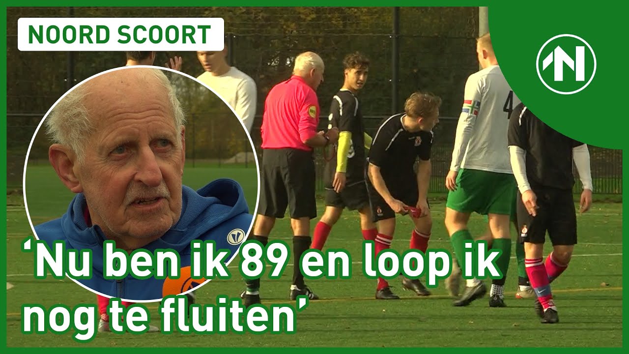 De 89-jarige scheidsrechter Ger Laffra fluit nog steeds