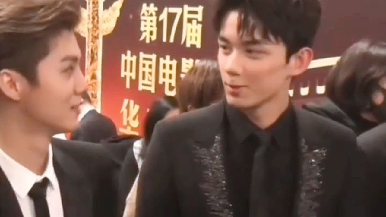 吴磊站鹿晗关晓彤中间，紧张的问：我能站这儿吗？鹿晗反应太逗了