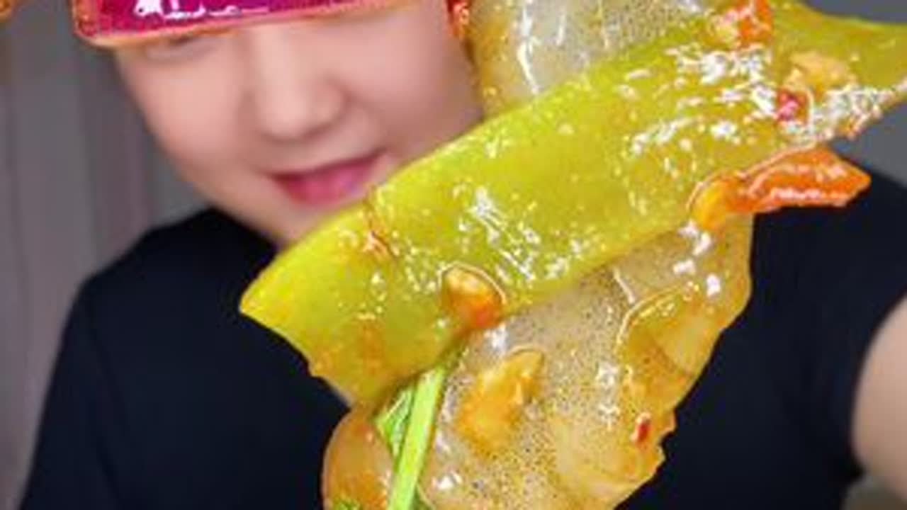 凉拌虾仁嘎嘎好吃，回购很高，可忌口辣度可备注，想吃的姐妹找我哈#太好吃了 #生腌海鲜 #好吃到停不下来 #爱生活爱美食爱分享 #凉拌虾仁