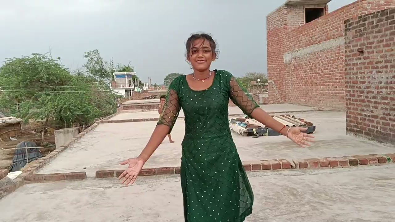 Long video kiske kiske yahan barish ho rahi hai comment karke bataen viral video jyada