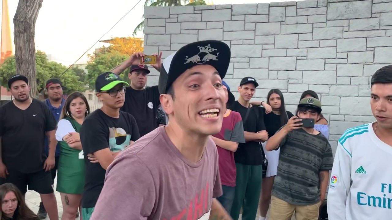 RACEK VS. FUSOK VS. ADESONG: BATALLANDO POR MOSTRO - EXHIBICIÓN