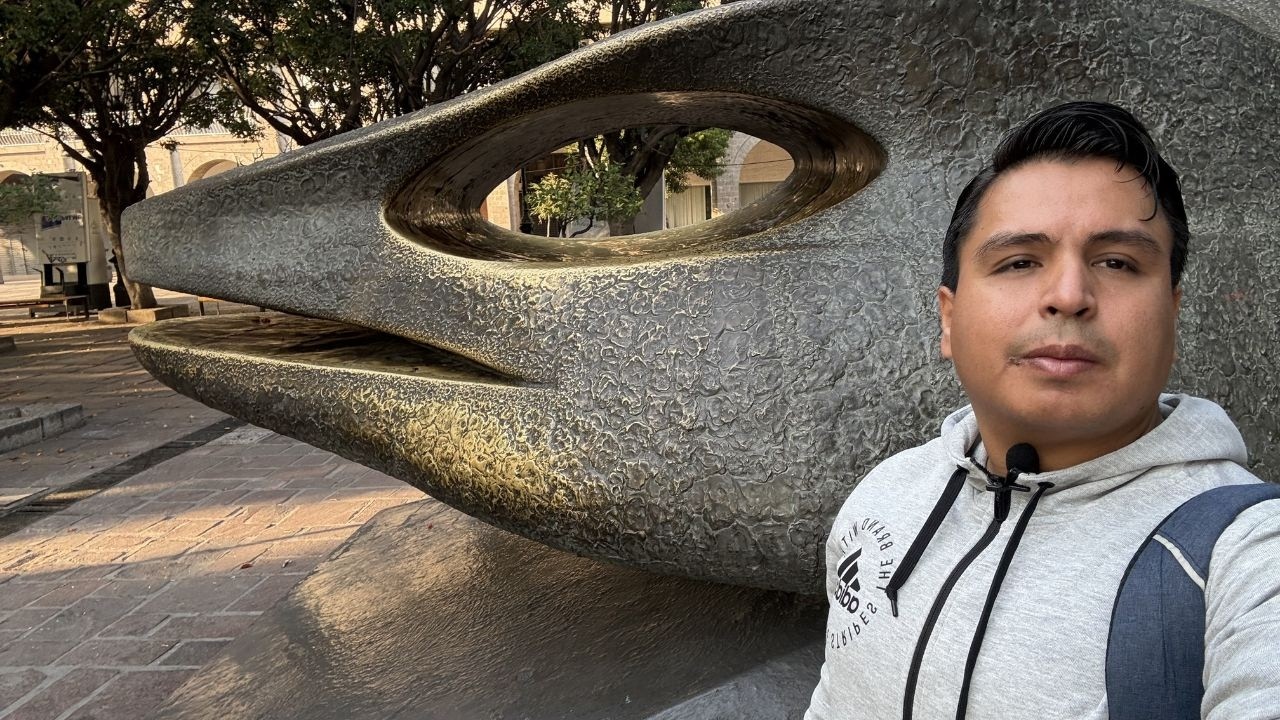 FUENTE DE INMOLACION A QUETZALCÓATL (Cuando la deidad toca el terreno histórico de los mortales)