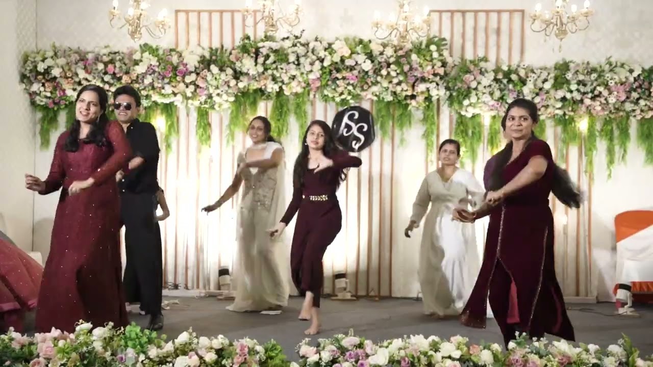 Cousins wedding dance#thudakkam mangalyam#kanaponnum minnumketti#kadamizhiyil#sadakk sadakkmohanlal