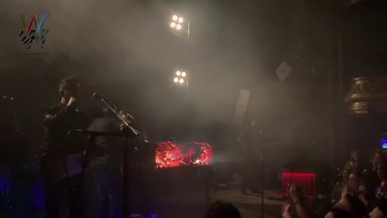 3.- Que Nos Sigan Las Luces (Alfred García, #1016TourMadrid, Día 1)