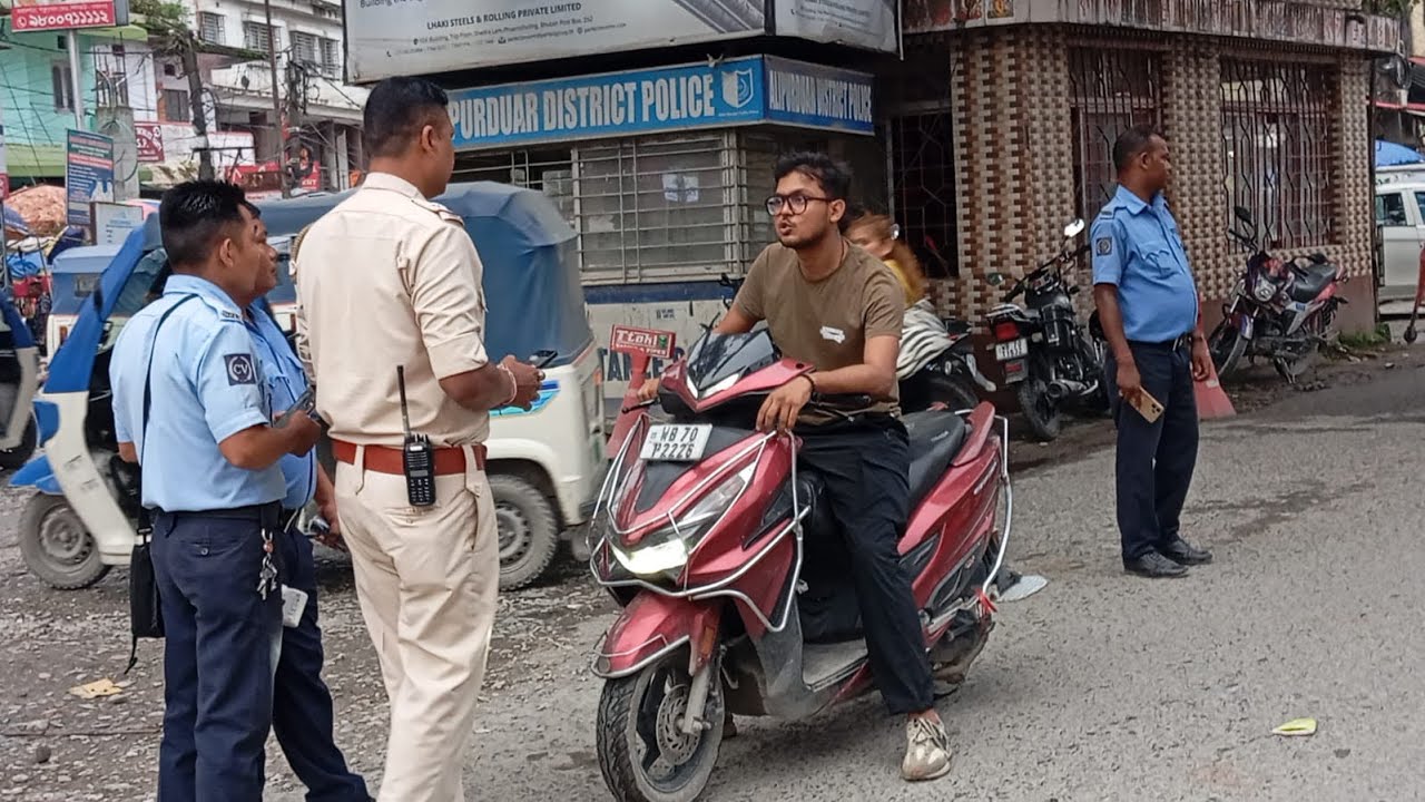 🚨 Special Naka Checking by Jaigaon Traffic Police under &ldquo;Safe Drive Save Life&rdquo;
