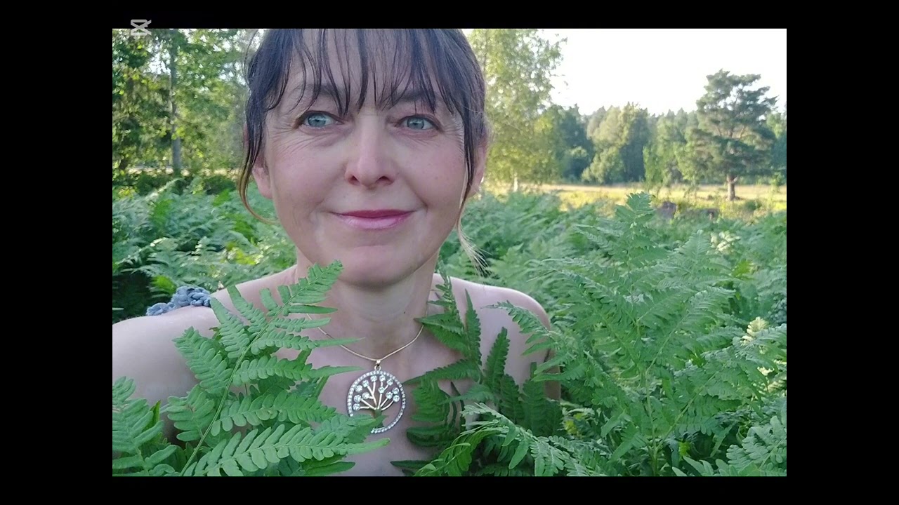 ,, Nigdy więcej ,, ~ Test i Foto: Izabela Zamojska  Muzyka: AI SUNO
