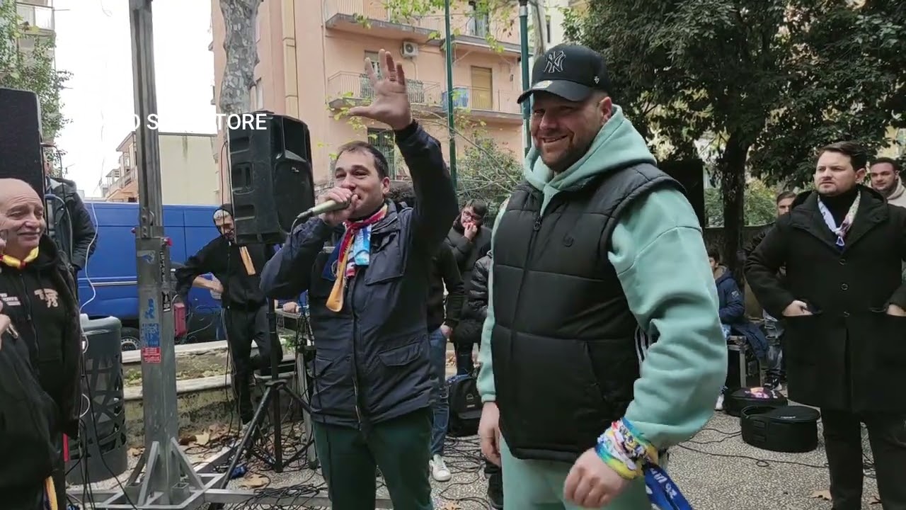 BRAVI 93 ALZATA STRISCIONE