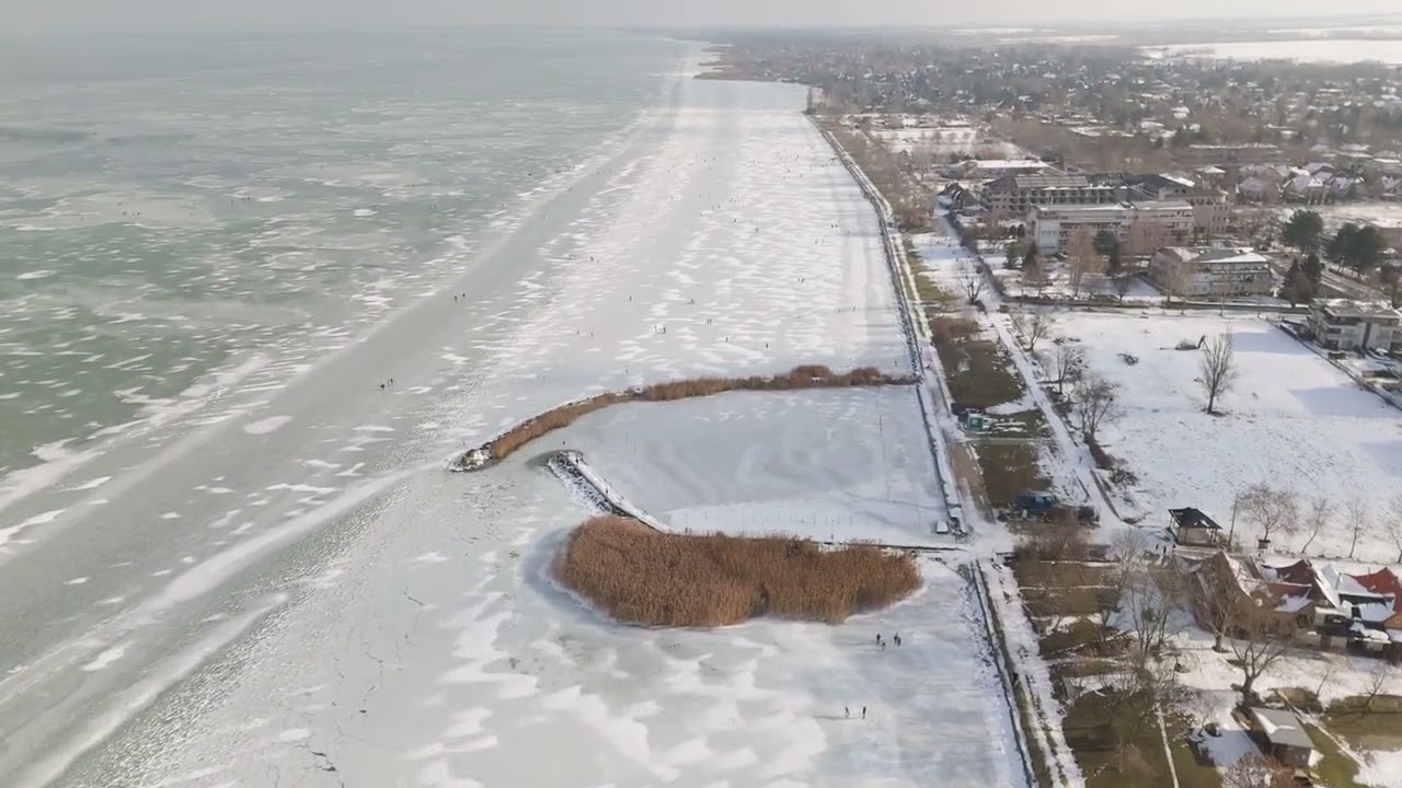 Zam&aacute;rdi - The frozen Balaton