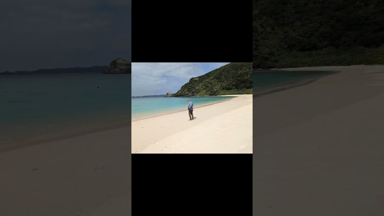 2026年2月15日50年ぶりにケラマ諸島国立公園、とかしき島のケラマブルーの透明度の高い海に会いに行ってきました✨とかしき島は車で1時間半でまわれました。那覇から船で40分で行ける楽園