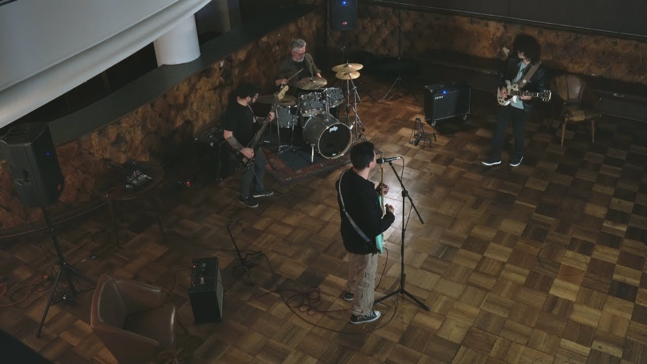 Décimo - Colgado en tu pared (Video oficial)