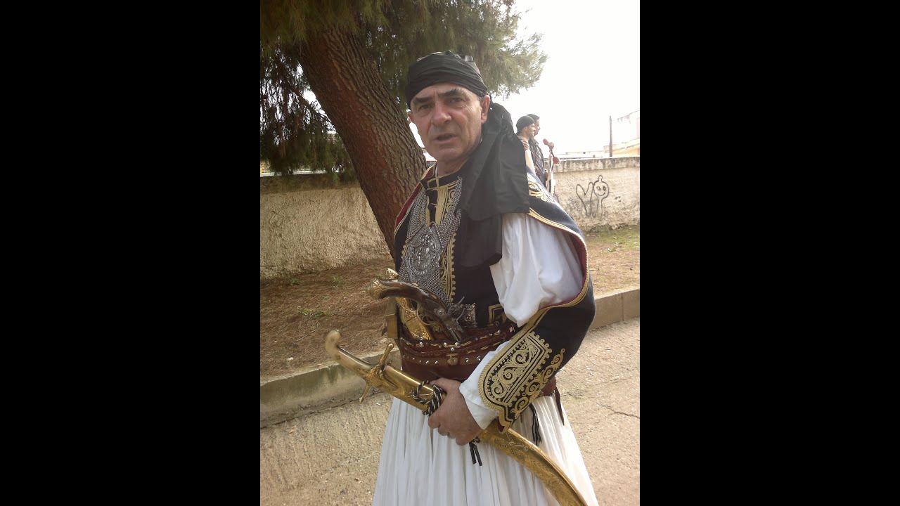 ΕΣΕΙΣ ΒΟΥΝΑ  ΨΗΛΑ ΒΟΥΝΑ