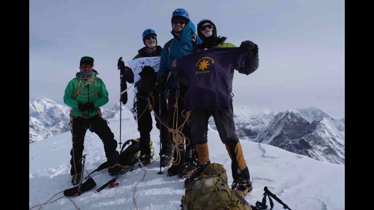 Mera Peak March 2023