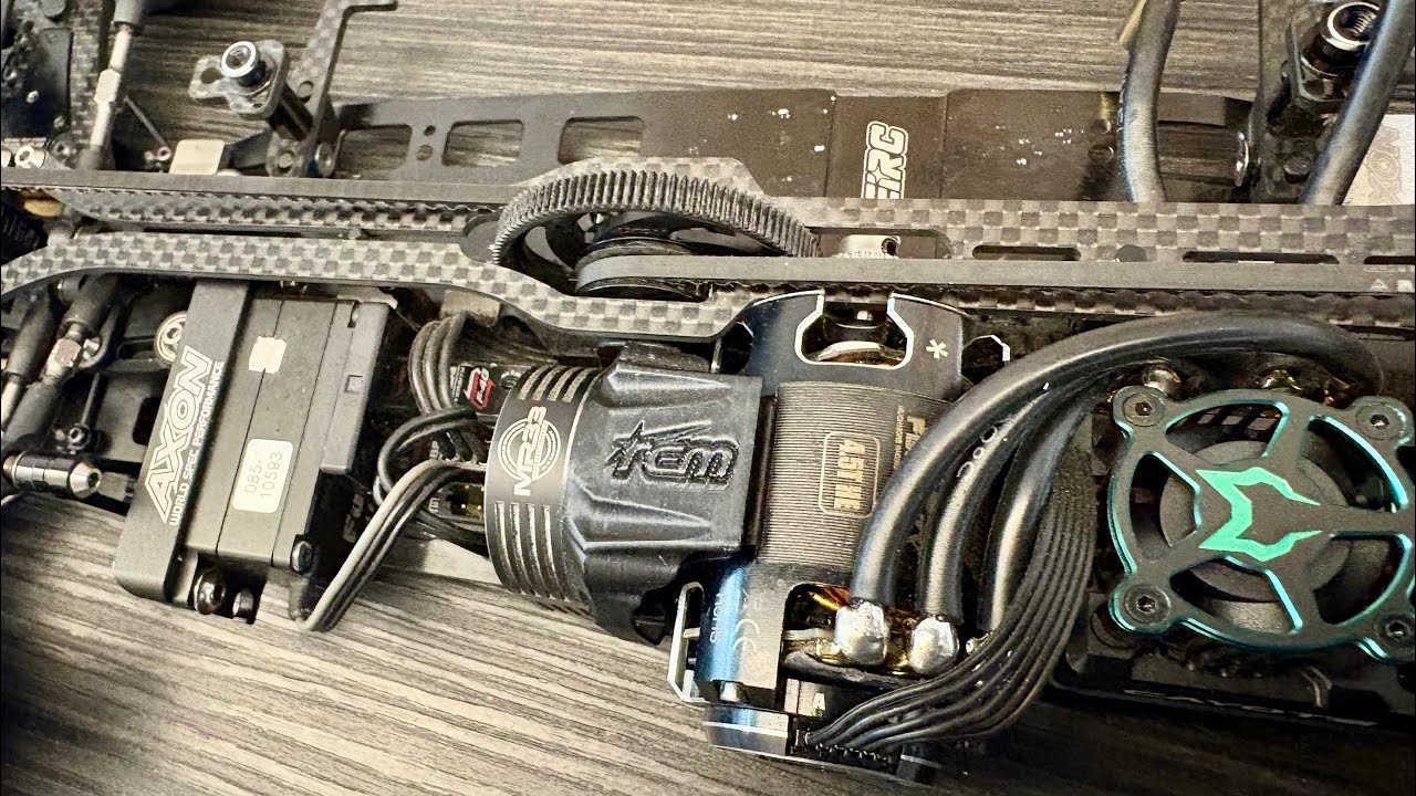 Modified A Main車友 Rober Hsu試跑 AXON TC10/3 Modified 後備車