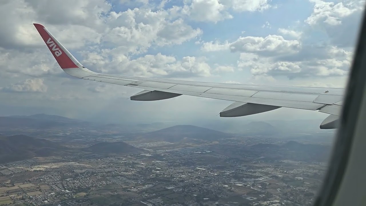 Despegue Viva Aerobus 