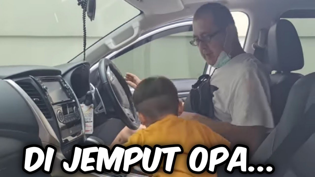 DEDEK HO SAMA KAKAK DI JEMPUT OPA, SENENG SEKALI LANGSUNG PELUK OPA @galerikiano