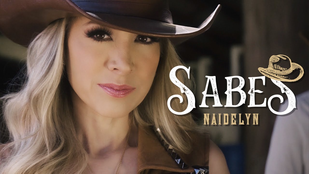 Naidelyn - SABES (Video oficial)