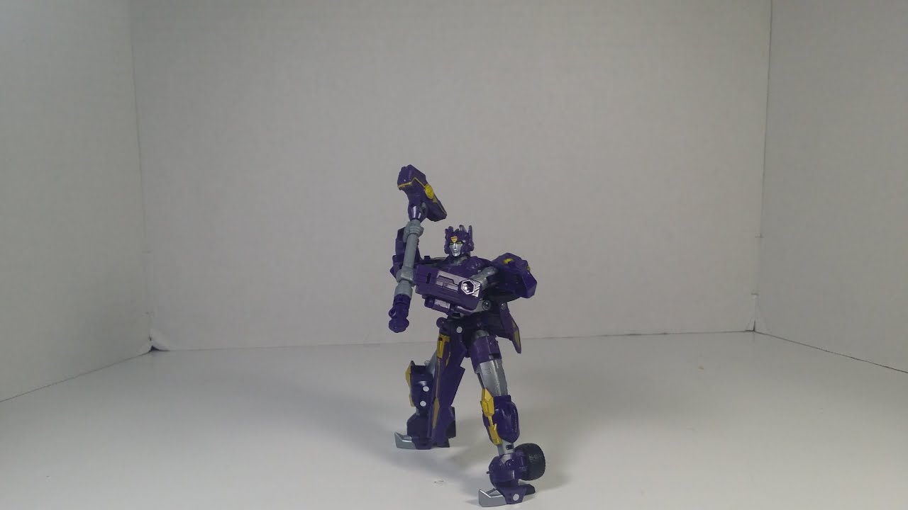 Transformers Age of the Primes Deluxe class The 13th Solus Prime review!