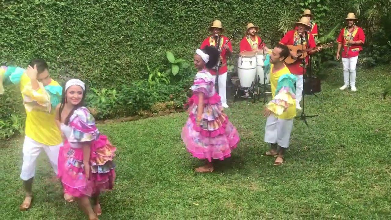 Hinestra - Calypso Rice and Beans (música y danza)