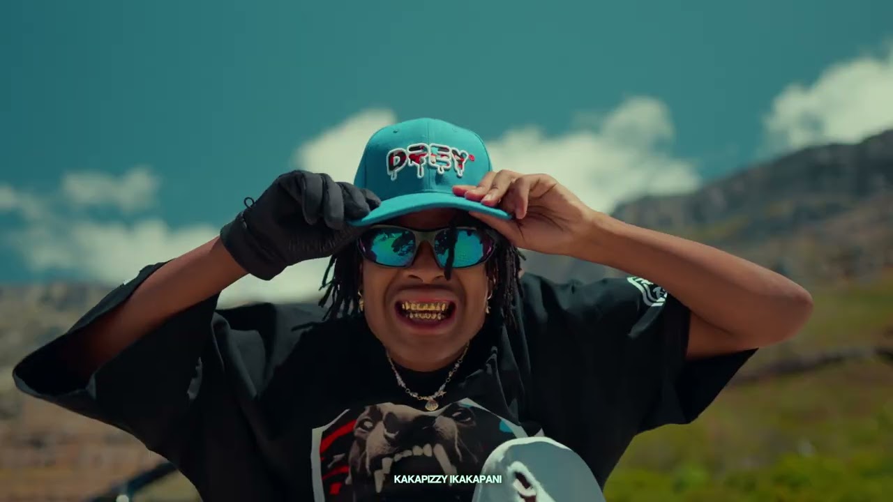 Dreyson feat. Sastii - DAY IN, DAY OUT (Official Music Video)