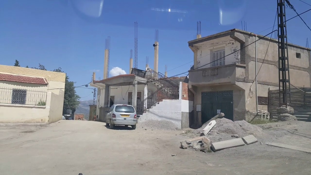 SIDI IDIR UNE BALLADE DANS LE VILLAGE