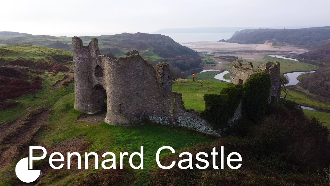 Pennard Castle - Three Cliffs Bay