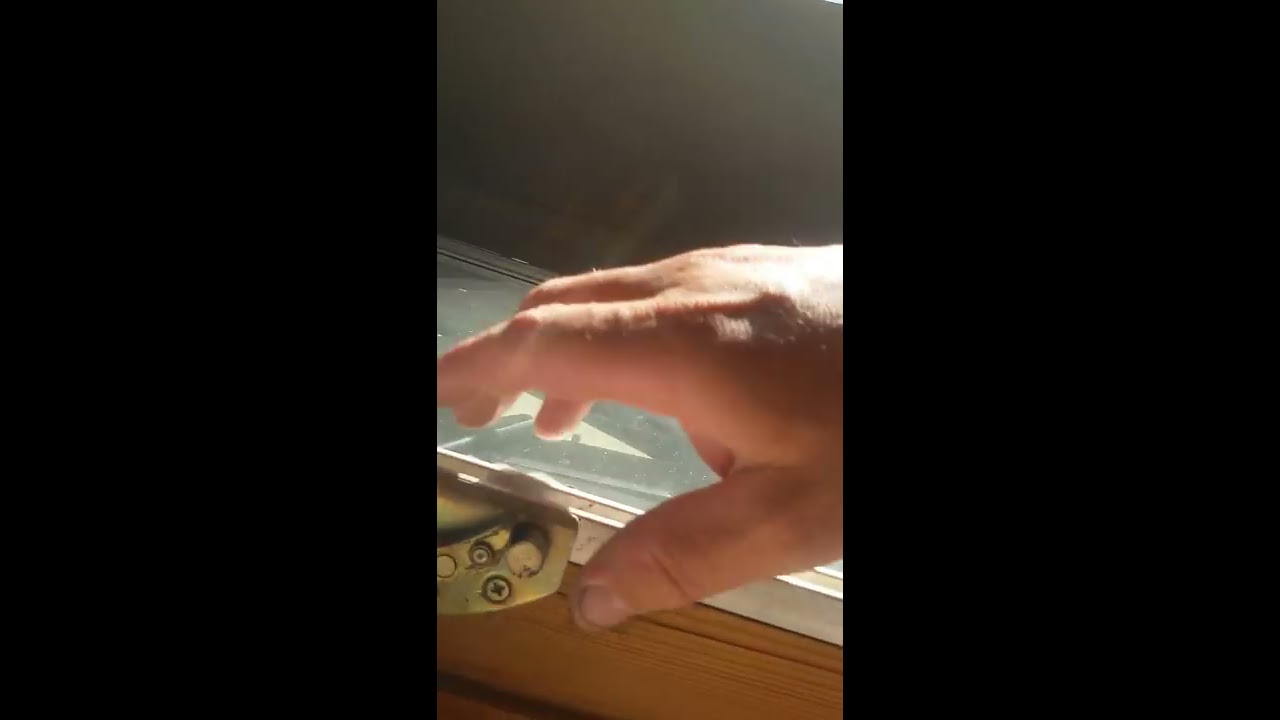 vidéo réparation  Velux
