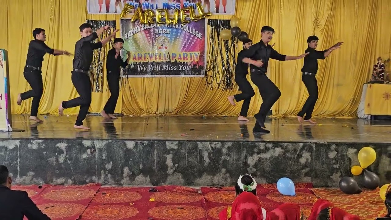 11th CLASS  BOYS TEAM DANCE