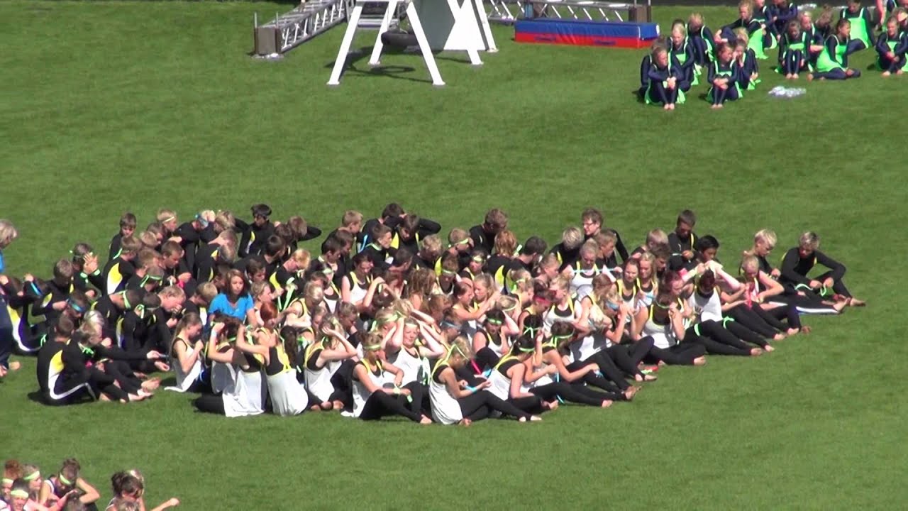 Blue Water Arena - 33 Fællessang Giv os lyset tilbage