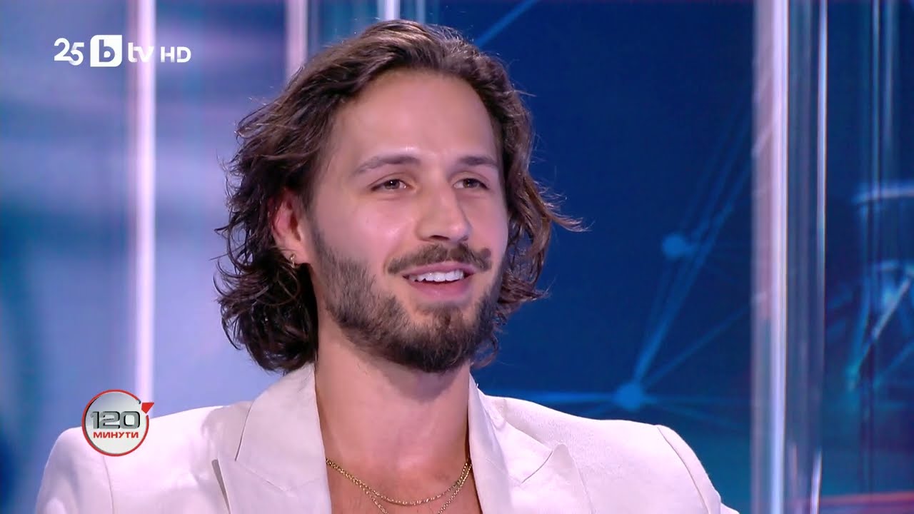 В главната роля: Папи Ханс