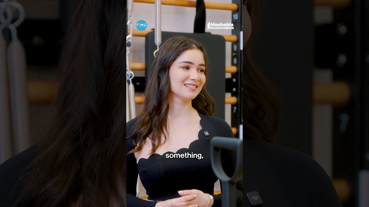 Never Have I Ever Game Ft. Sara Tendulkar😲🙌🏻| Mashable India