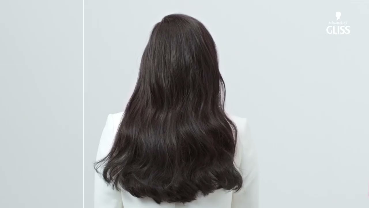 Hladké a silné vlasy díky Schwarzkopf Gliss Shine Booster!