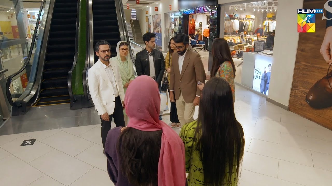 Meesni Episode 58 - [ 𝗕𝗲𝘀𝘁 𝐌𝐨𝐦𝐞𝐧𝐭 02 ] #bilalqureshi #mamia - HUM TV