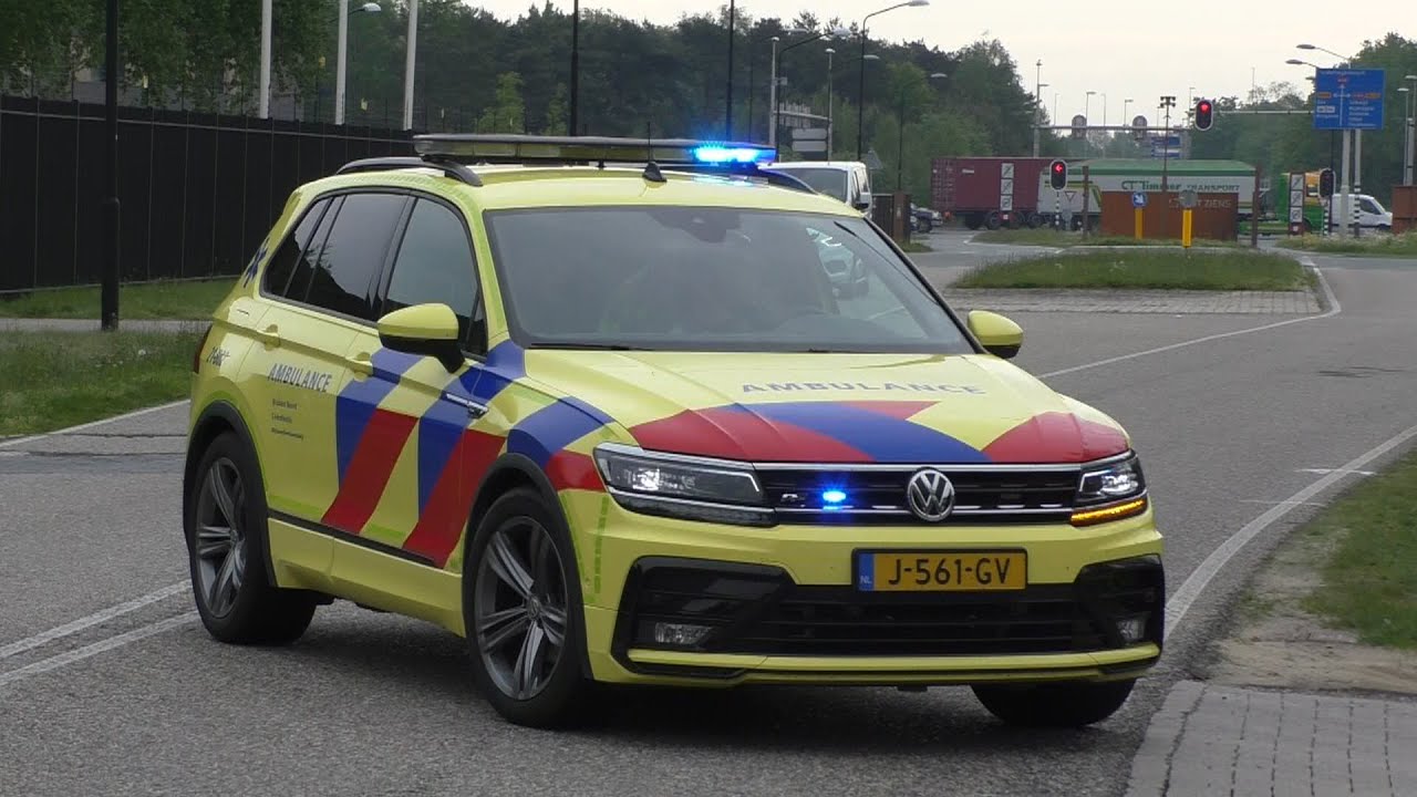 Officier van Dienst Geneeskunde, Ambulance 21-114 en Lifeliner 3 met spoed naar medisch incident Oss