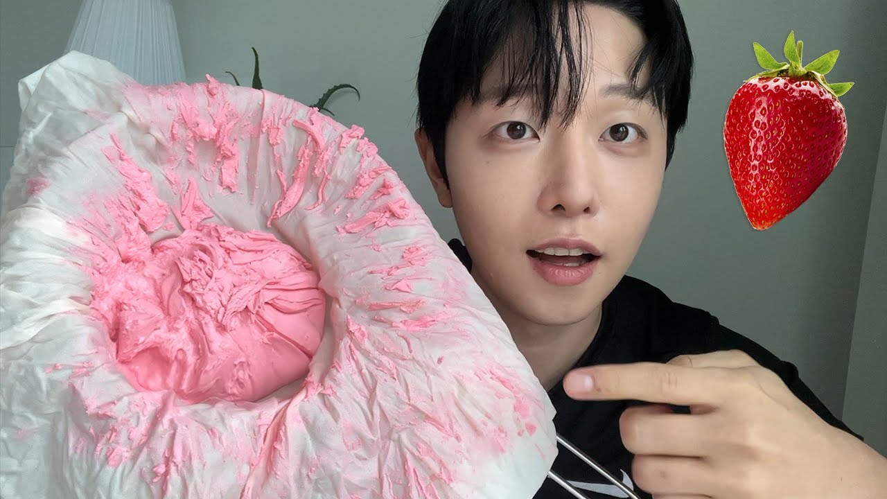 2번만에 성공한 딸기 그릭요거트