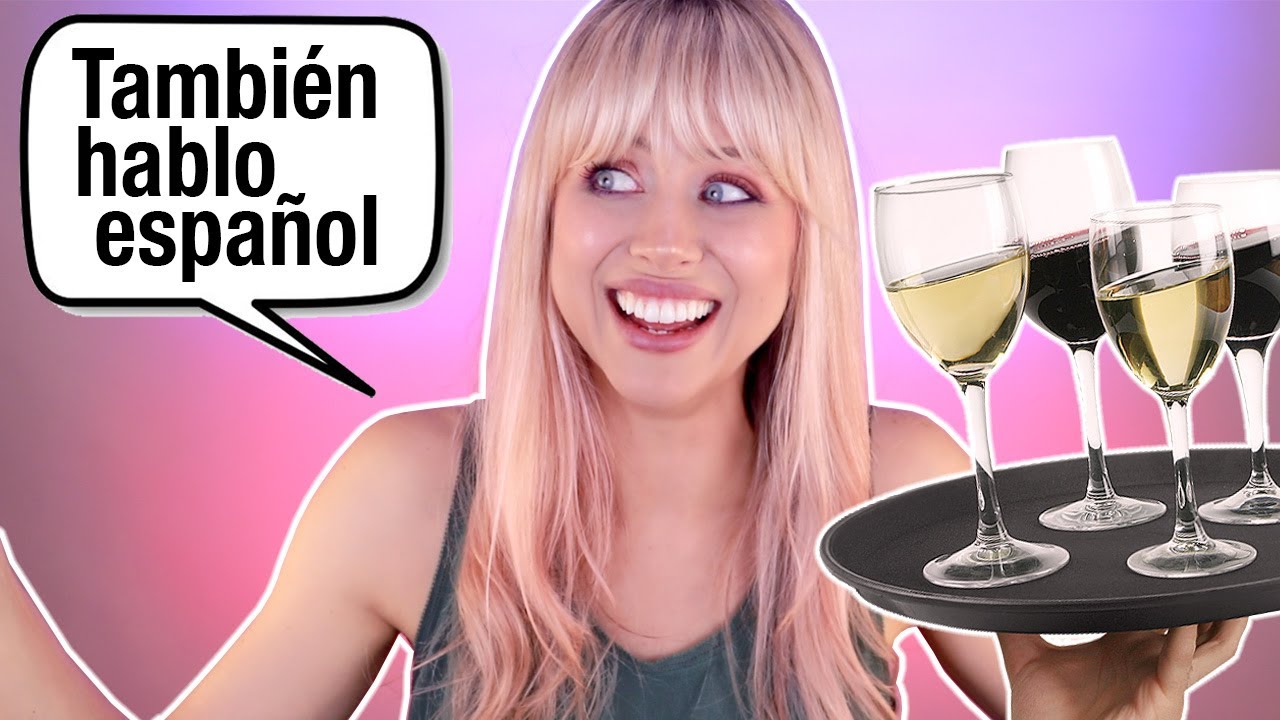Clientes hispanos hablaron mal de mí EN MI CARA!? | Mi experiencia como mesera | #CaféConHolly
