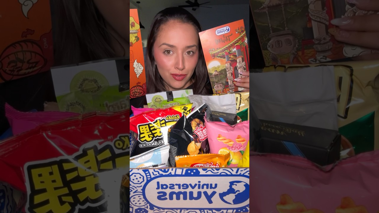 ПРОБУЕМ ЗАКУСКИ ИЗ ТАЙВАНЯ С #universalyums 👀🤩