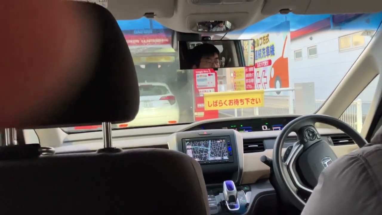 本物の連続洗車機に入ってみたので実況するよ