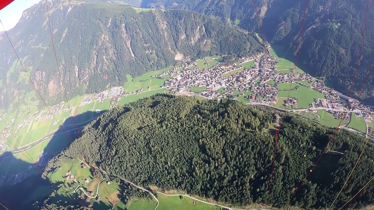 86. Gleitschirmflug