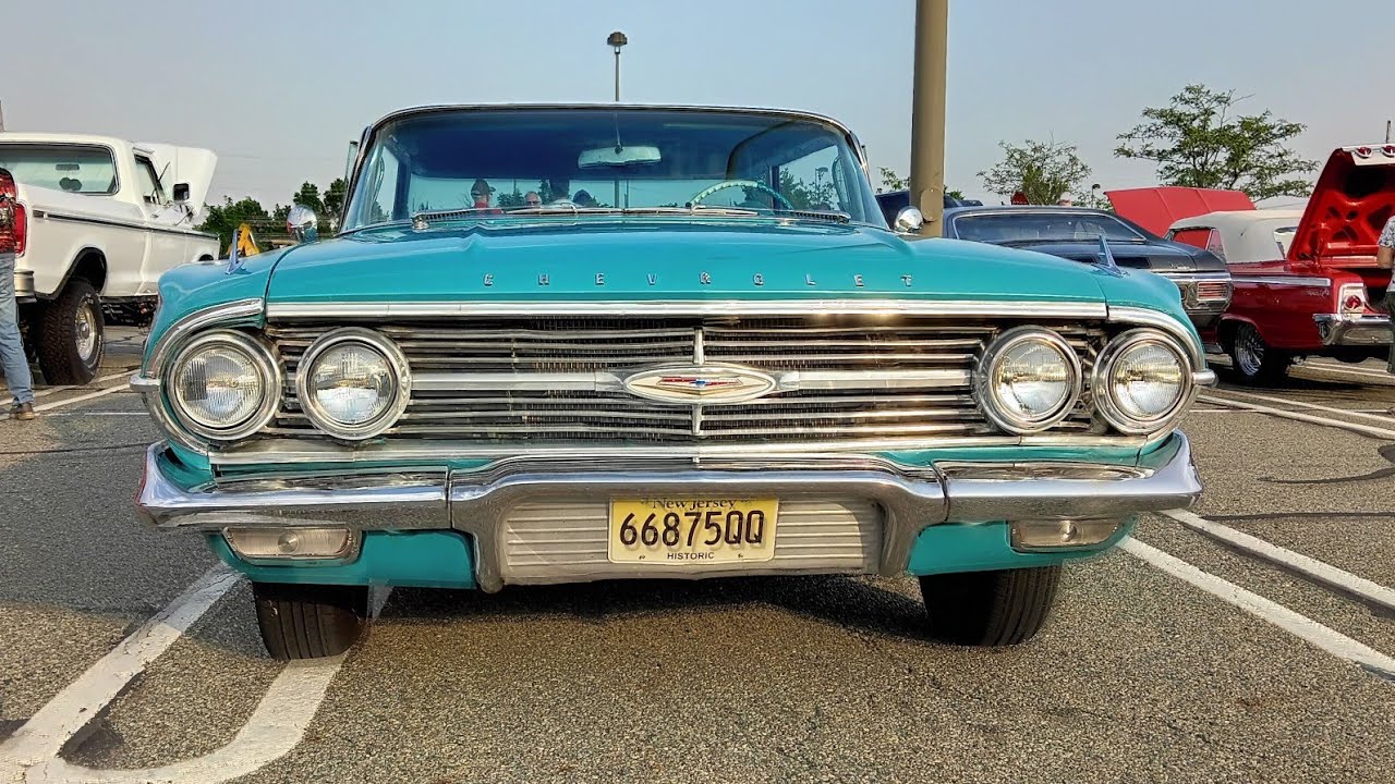 1960 Chevrolet Impala Town sedan