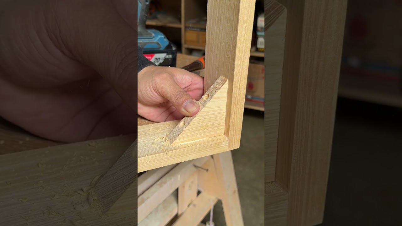 Tips to make the corner stronger with the addition of 45degree wood #woodworking #wood #woodwork