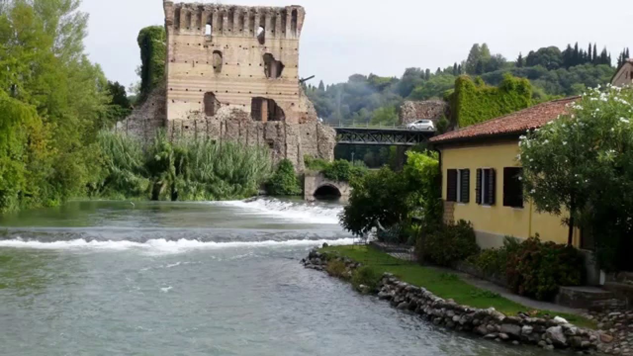 Wohnmobil-Stellplatz in Borghetto-Italien