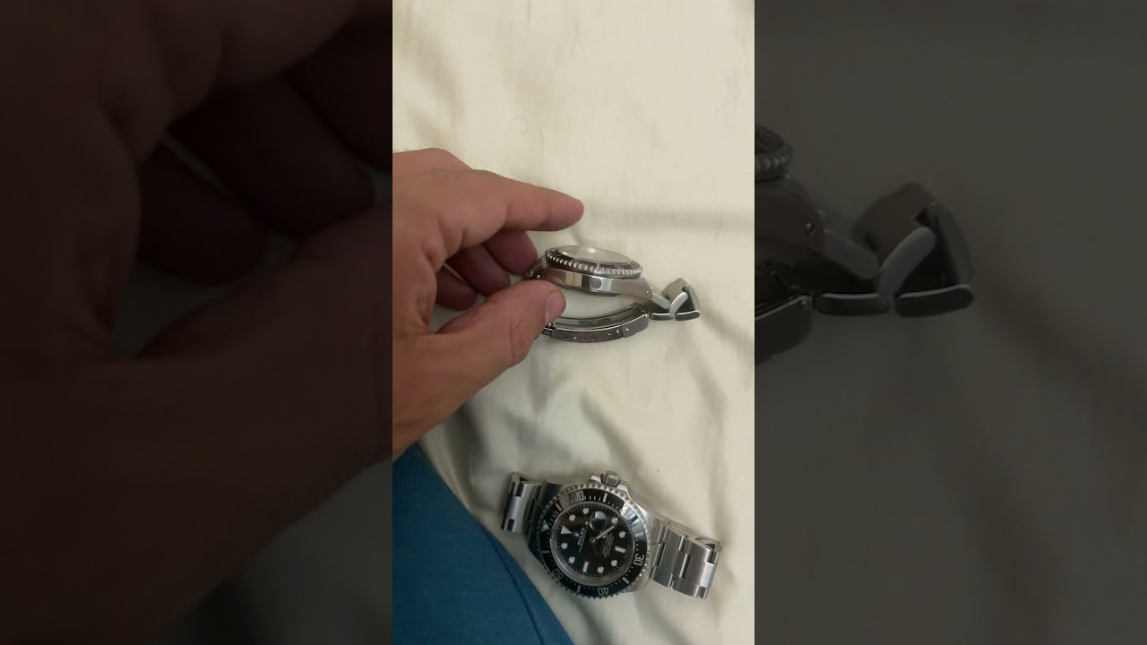 SD43 helium escape valve