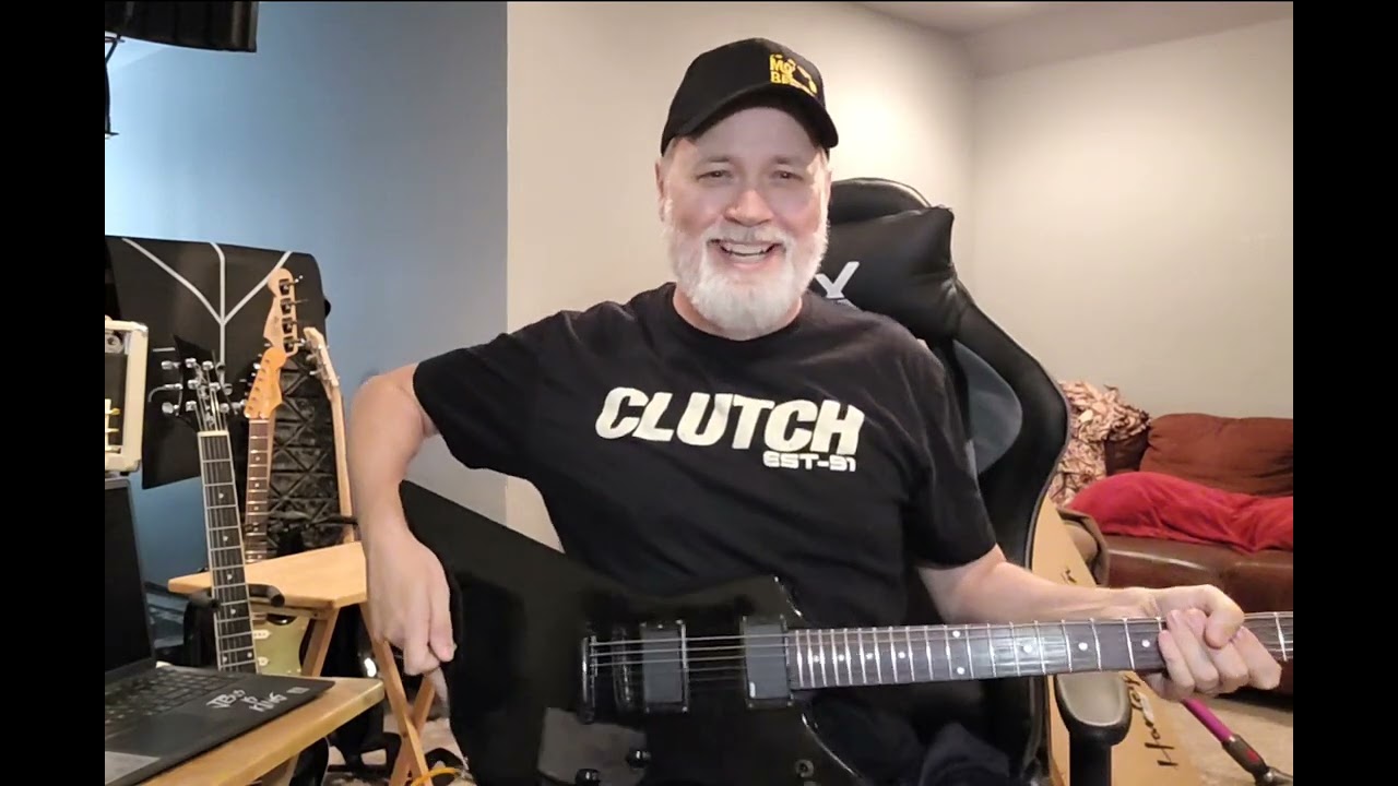 Harley Benton EX 84. (Гитара типа Explorer, в стиле Metallica James Hetfield) Обзор и демонстрация.