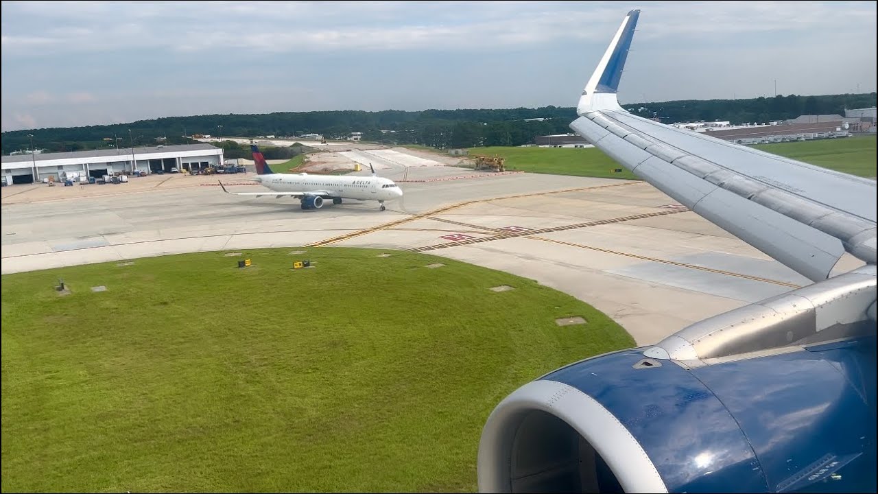 [4K] Delta A321-200 Evening Landing at Raleigh-Durham International Airport (RDU)