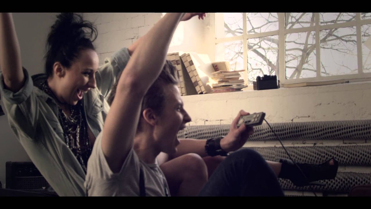 Ewa Jach - Mamy Czas [Official Video]
