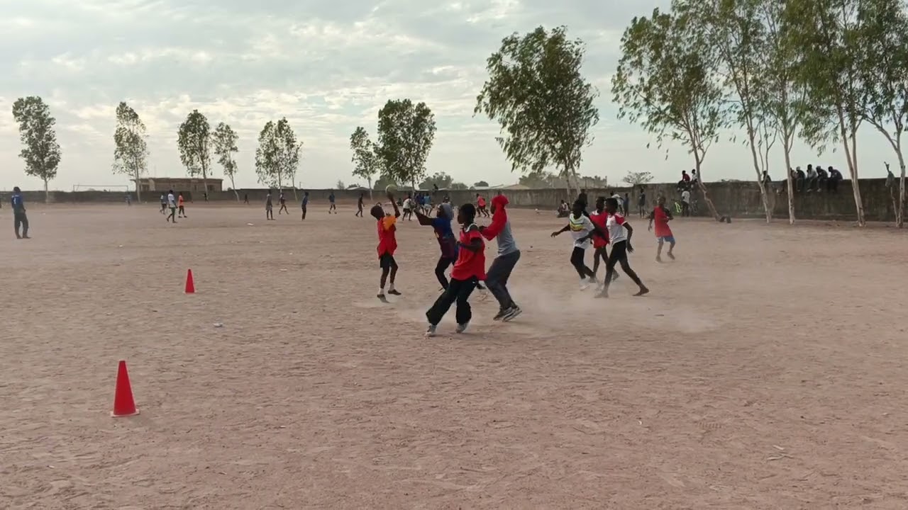 Hand ball élémentaire a 4 vs 4