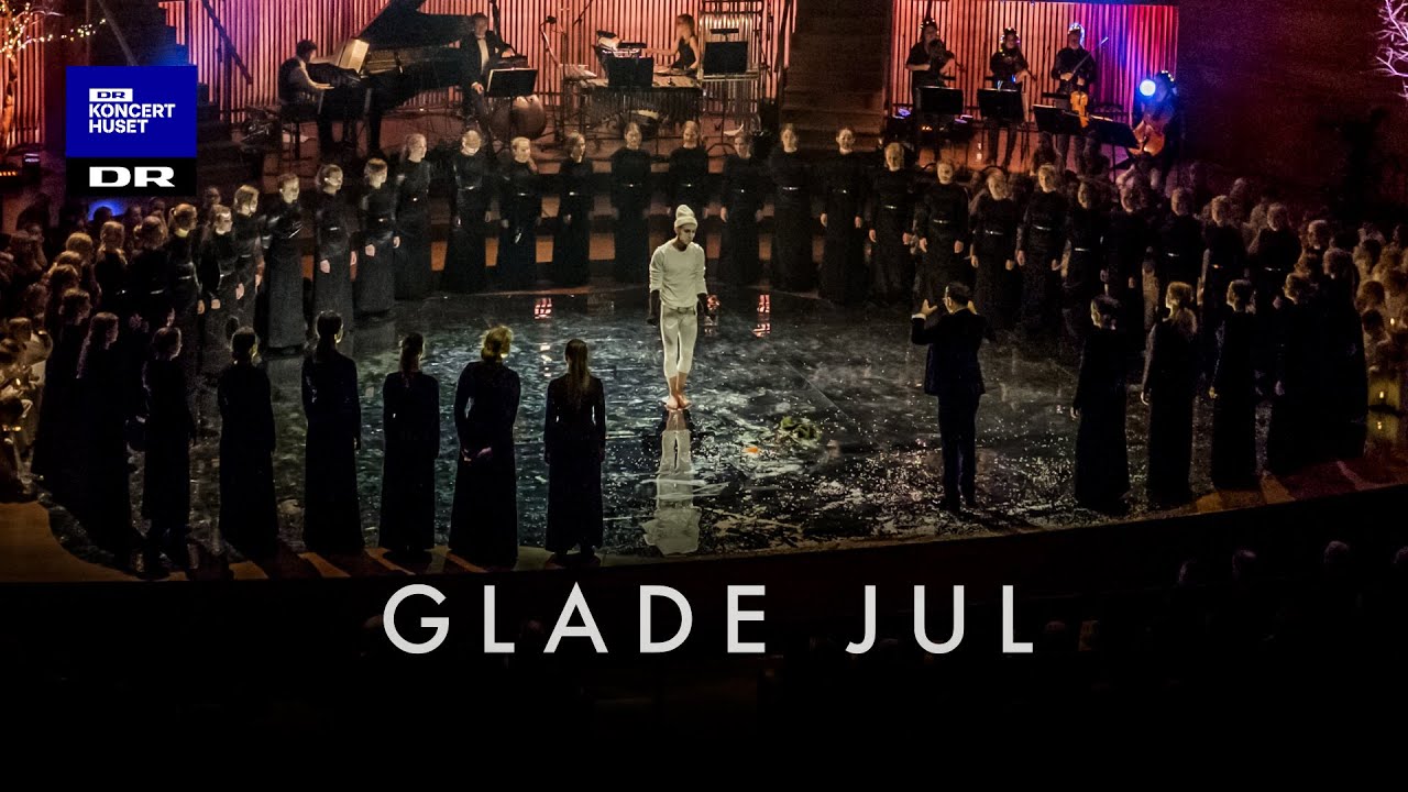 Glade jul // DR Pigekoret (LIVE)