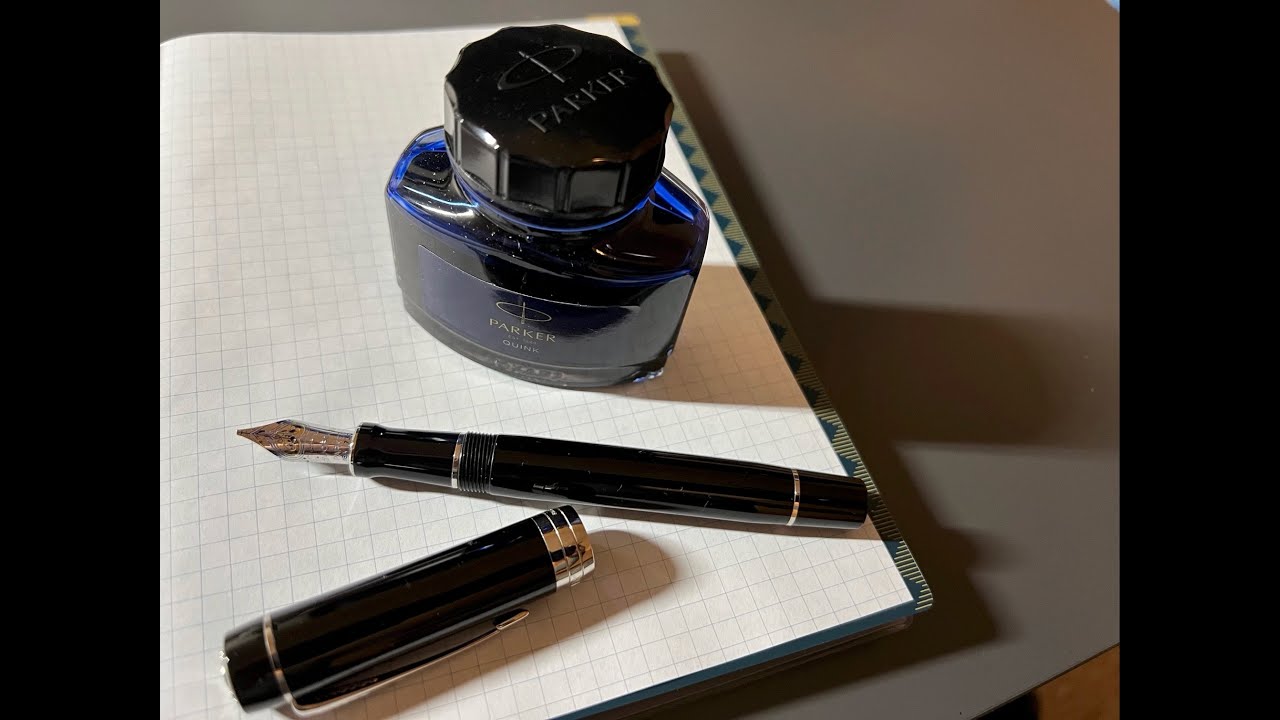 Quick overview - Parker Duofold Centennial fountain pen with Oblique Broad nib