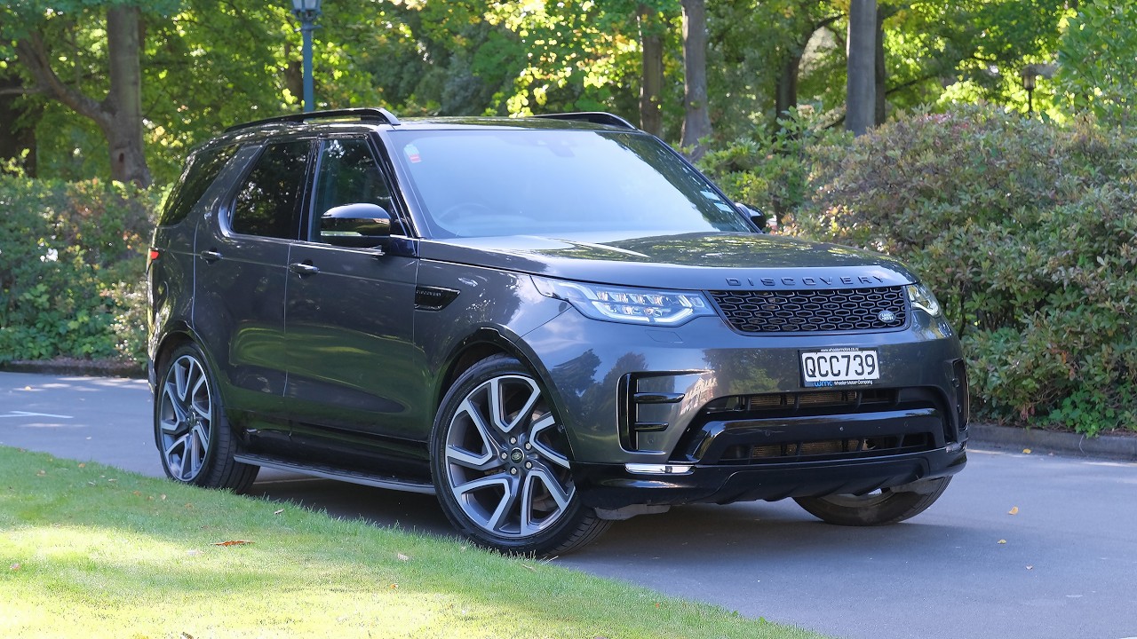 2019 Land Rover Discovery HSE TD6 7-Seater 'NZ New'